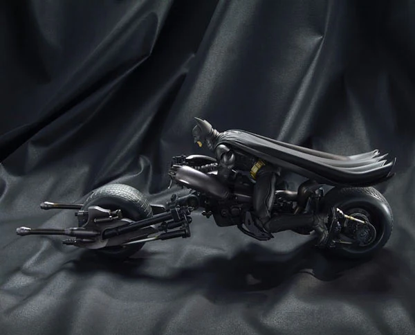 Batman & Bat-pod Batman Dark Knight Bandai Bandai Tamashii Nations - Image 8