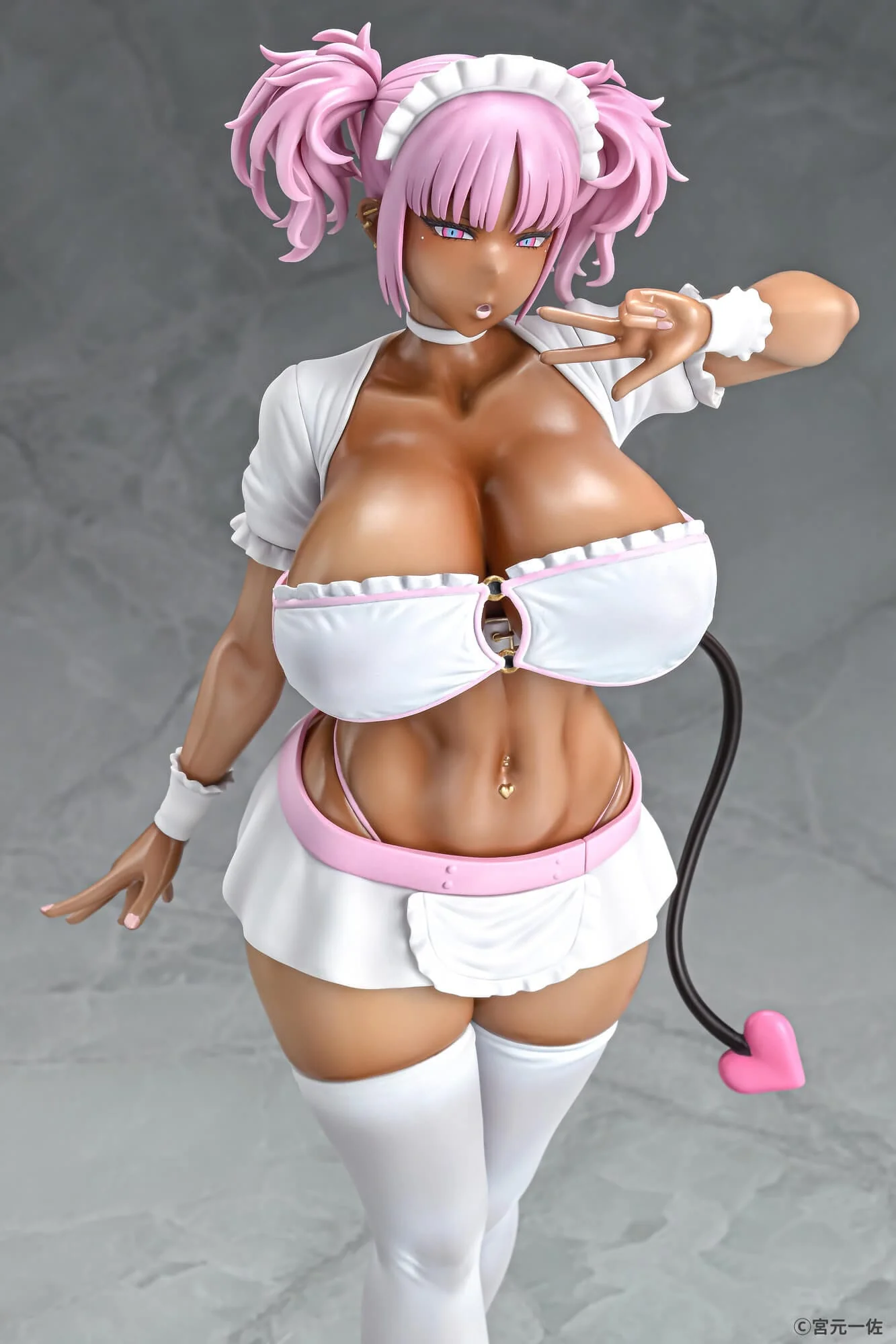 Black Gal Maid Succubus Cocoa Pink Ver. Q-Six - Image 6