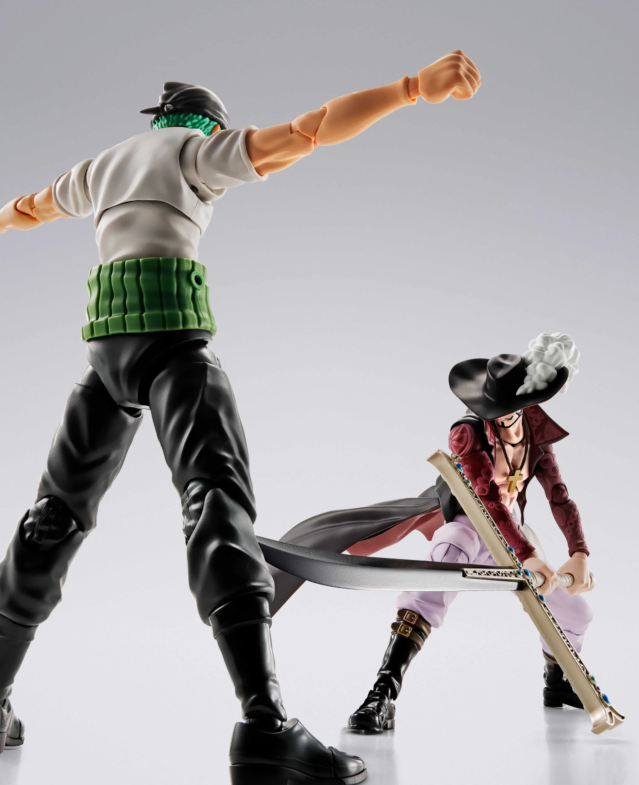 Dracule Mihawk Hawkeye S.H.Figuarts Bandai Tamashii Nations - Image 7