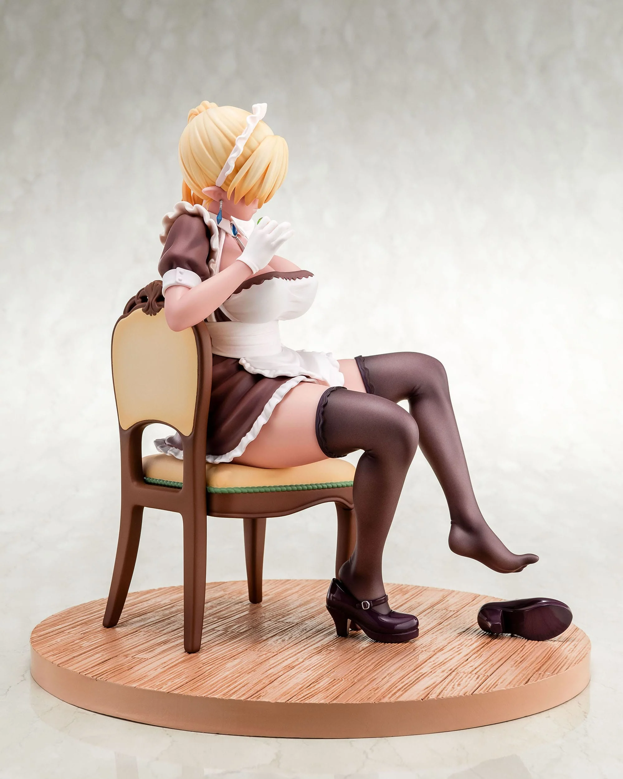 Elf Maid's Sexual Servicing Louche - Image 3