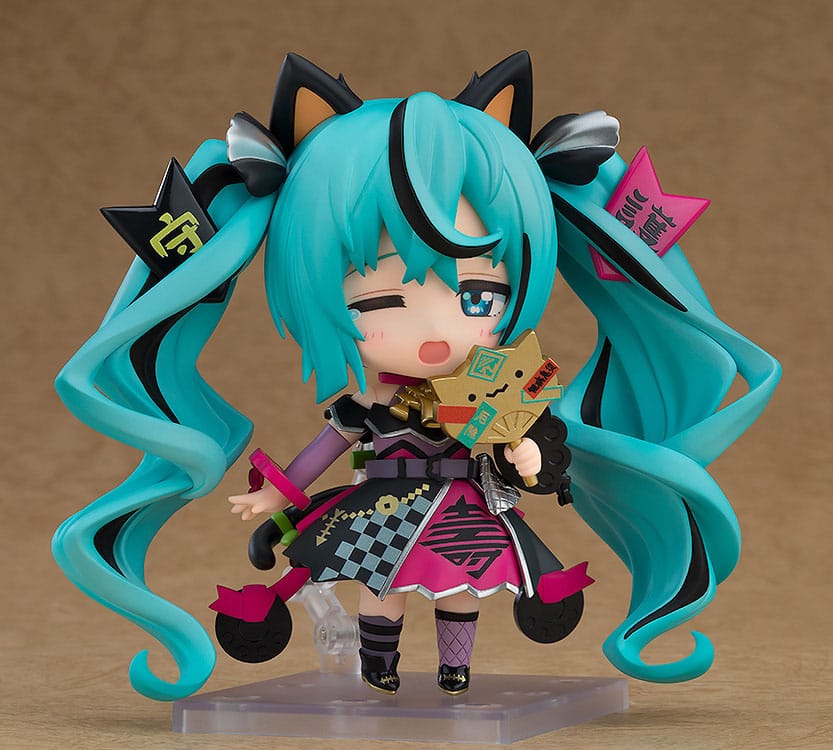 Hatsune Miku: Black Maneki Miku Ver. Good Smile Company - Image 2
