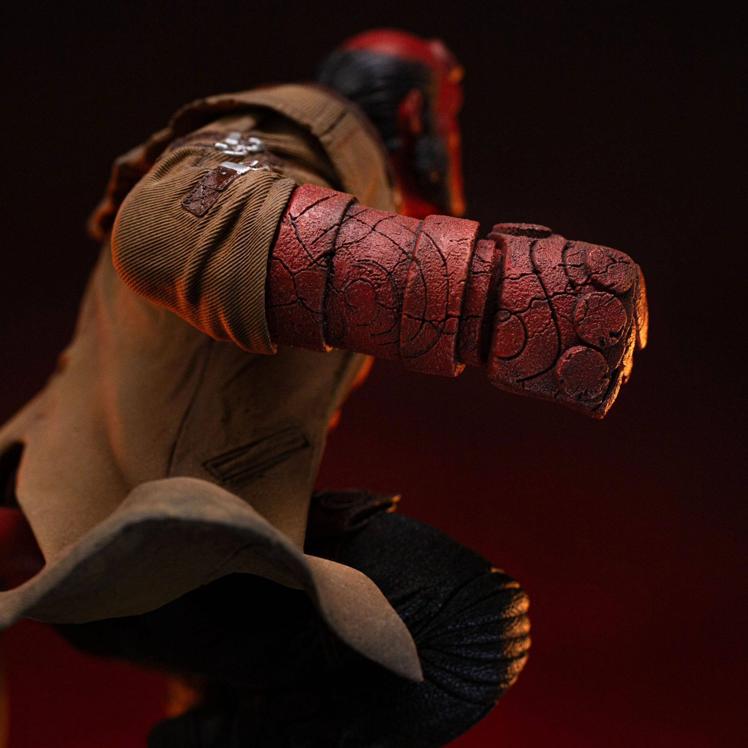 Hellboy BDS Art Scale Statue aus Hellboy 2 Iron Studios - Image 5