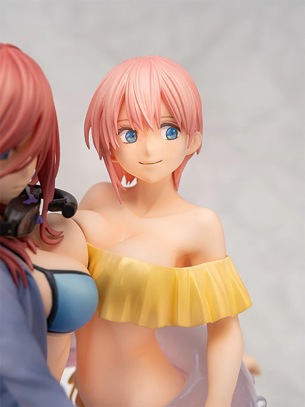 Ichika Nakano & Miku Nakano The Quintessential Quintuplets Wing - Image 8