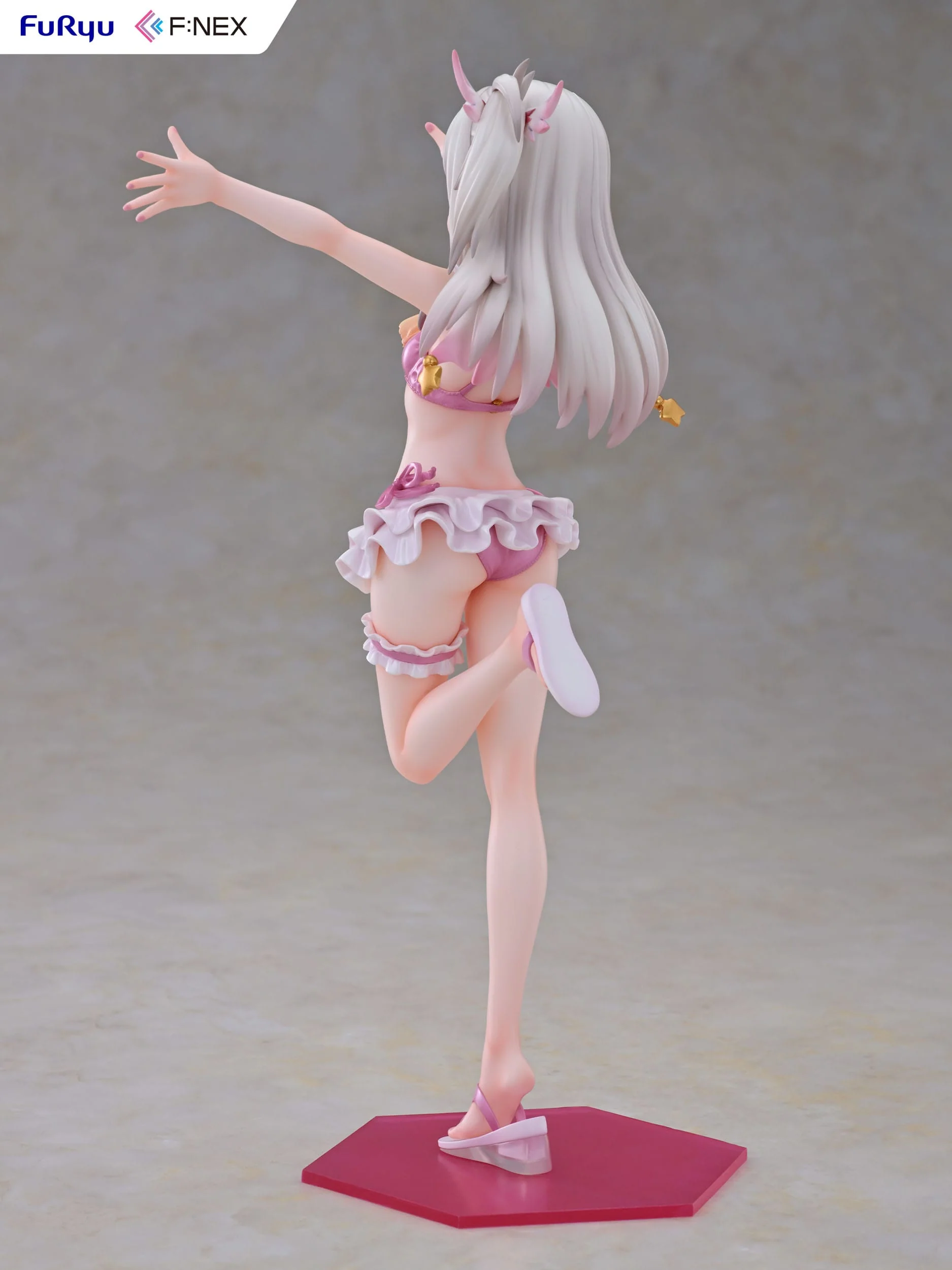 Illyasviel von Einzbern Swimsuit Ver. Furyu - Image 12