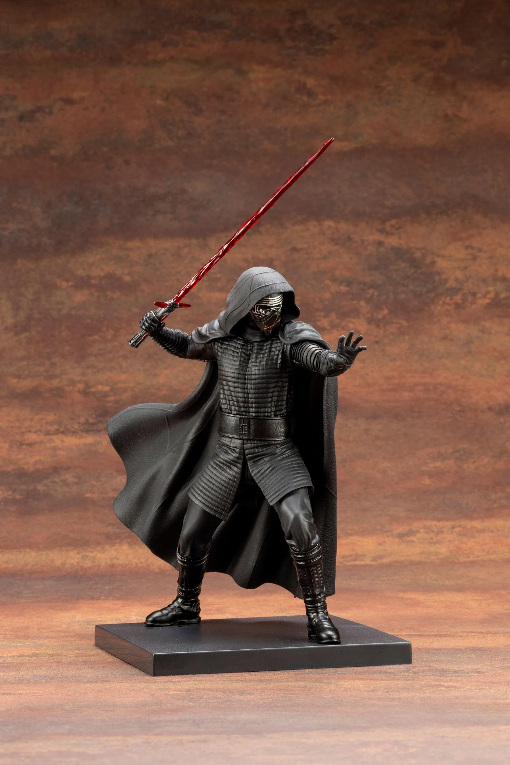Kylo Ren ARTFX+ Kotobukiya - Image 5