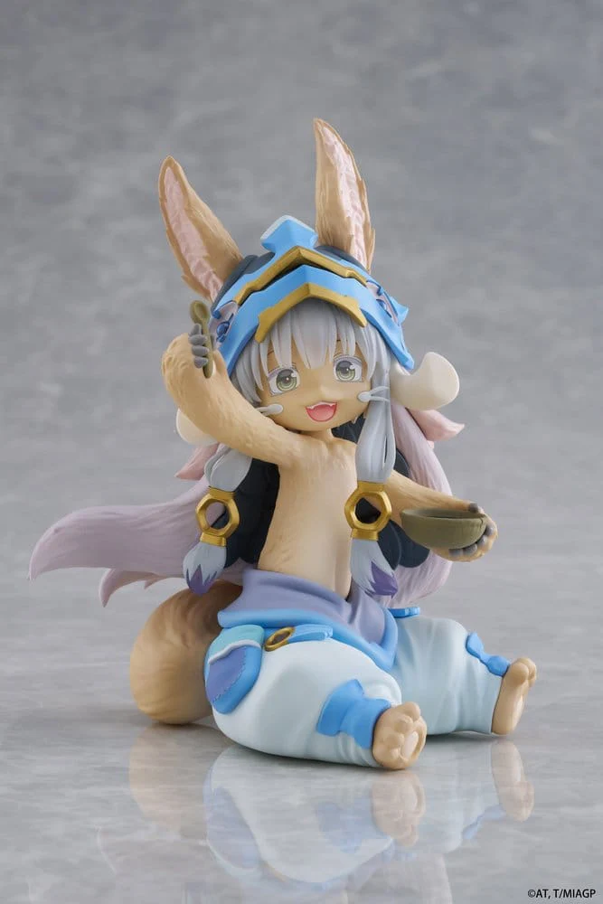 Made in Abyss Desktop Cute PVC Figur Nanachi (Mealtime ver.)