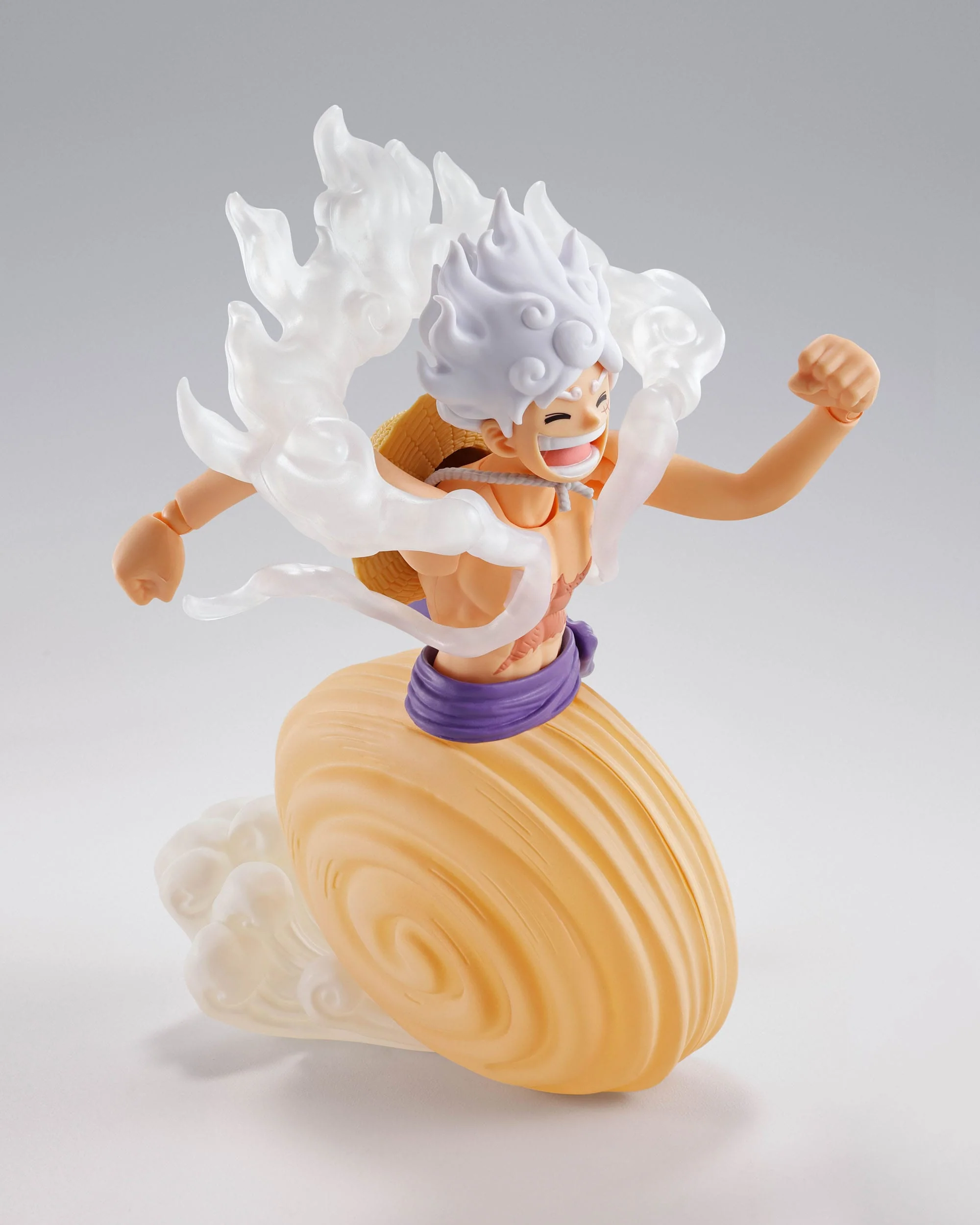 Monkey D. Luffy Gear 5 -Future Island Egghead- Bandai Tamashii Nations - Image 5