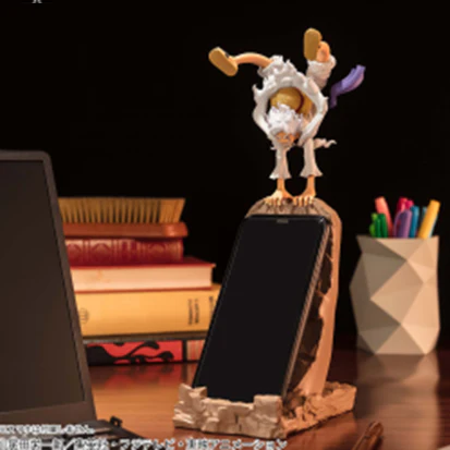 Monkey D Ruffy Gear5 Statue und Smartphone Halter Banpresto - Image 2