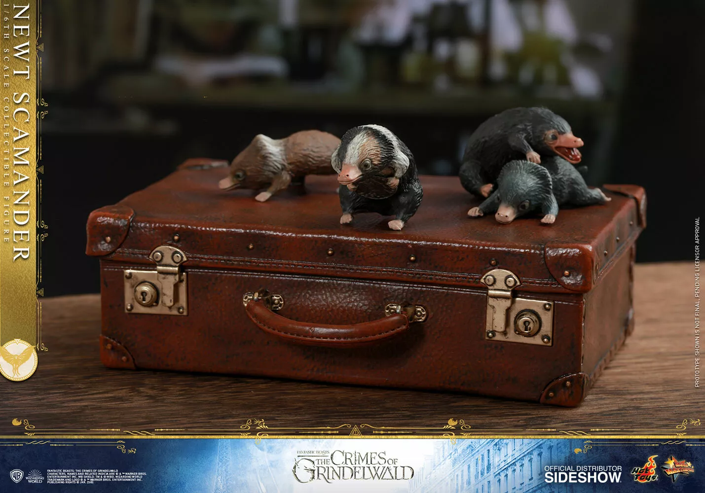 Newt Scamander 1/6 Scale Collectible Figure – Hot Toys (Fantastic Beasts: The Crimes of Grindelwald) - Image 16