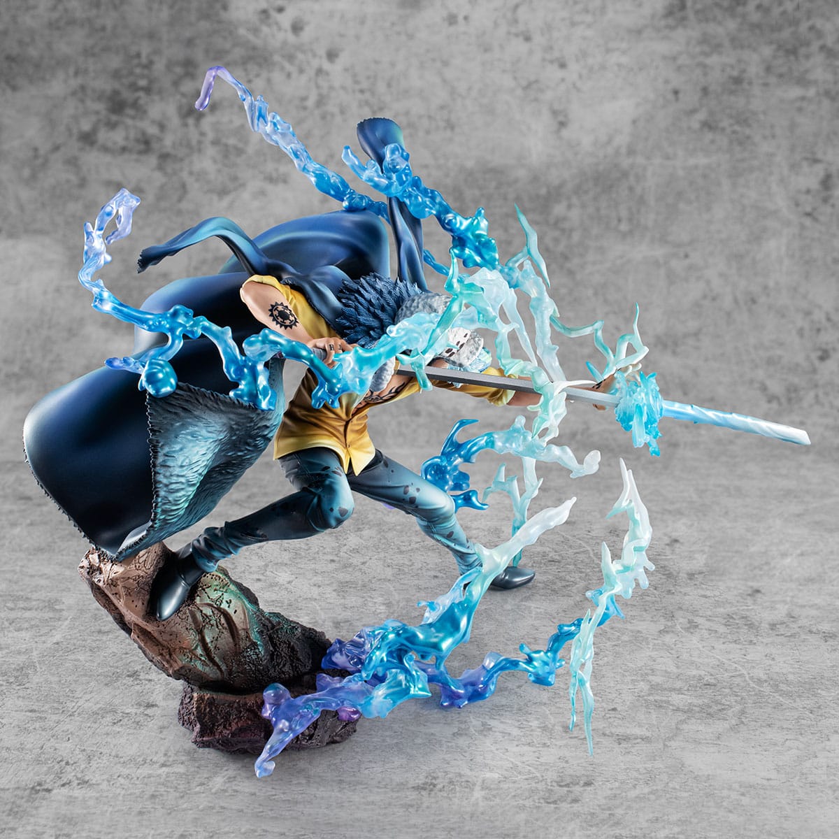 Trafalgar Law The Surgeon of Death Awaken Ver. MegaHouse - Image 26