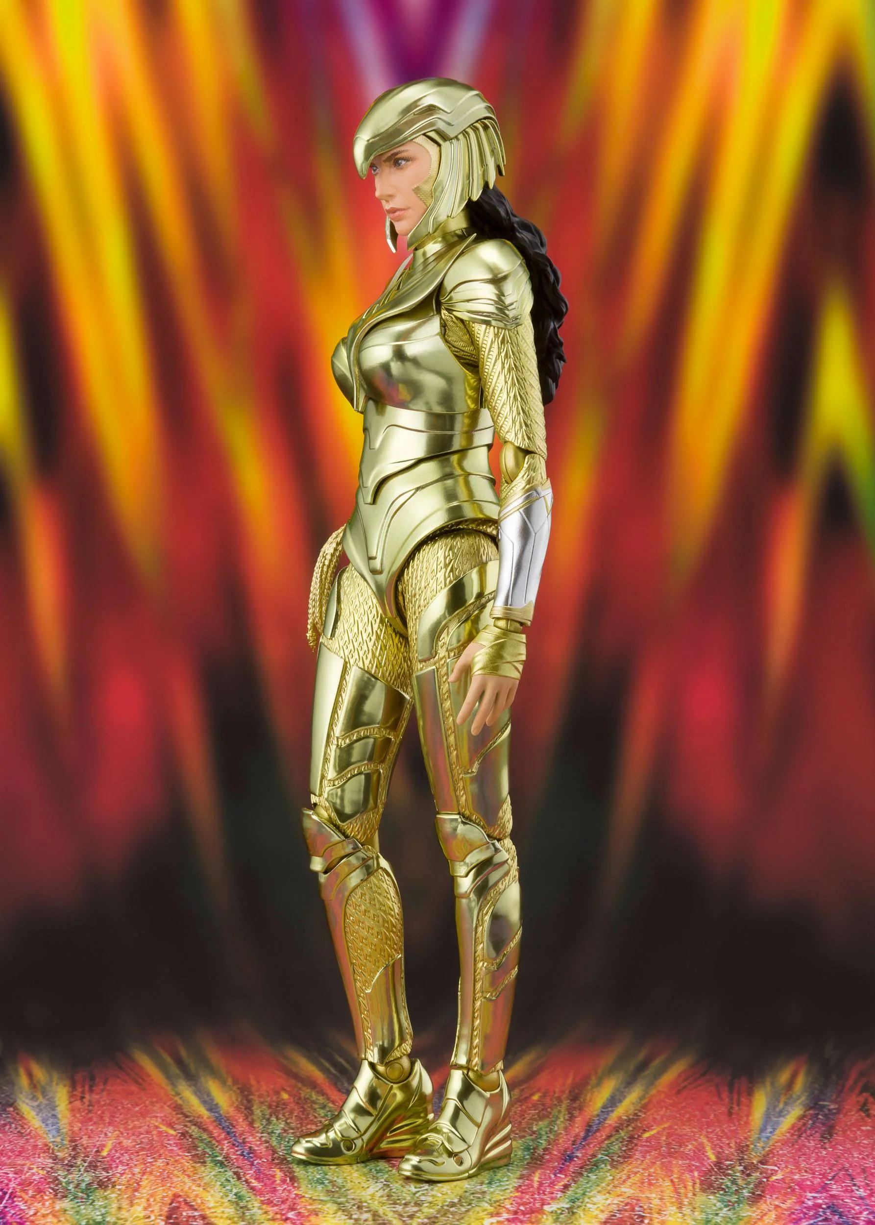 Wonder Woman Golden Armor S.H. Figuarts Bandai Tamashii Nations - Image 3