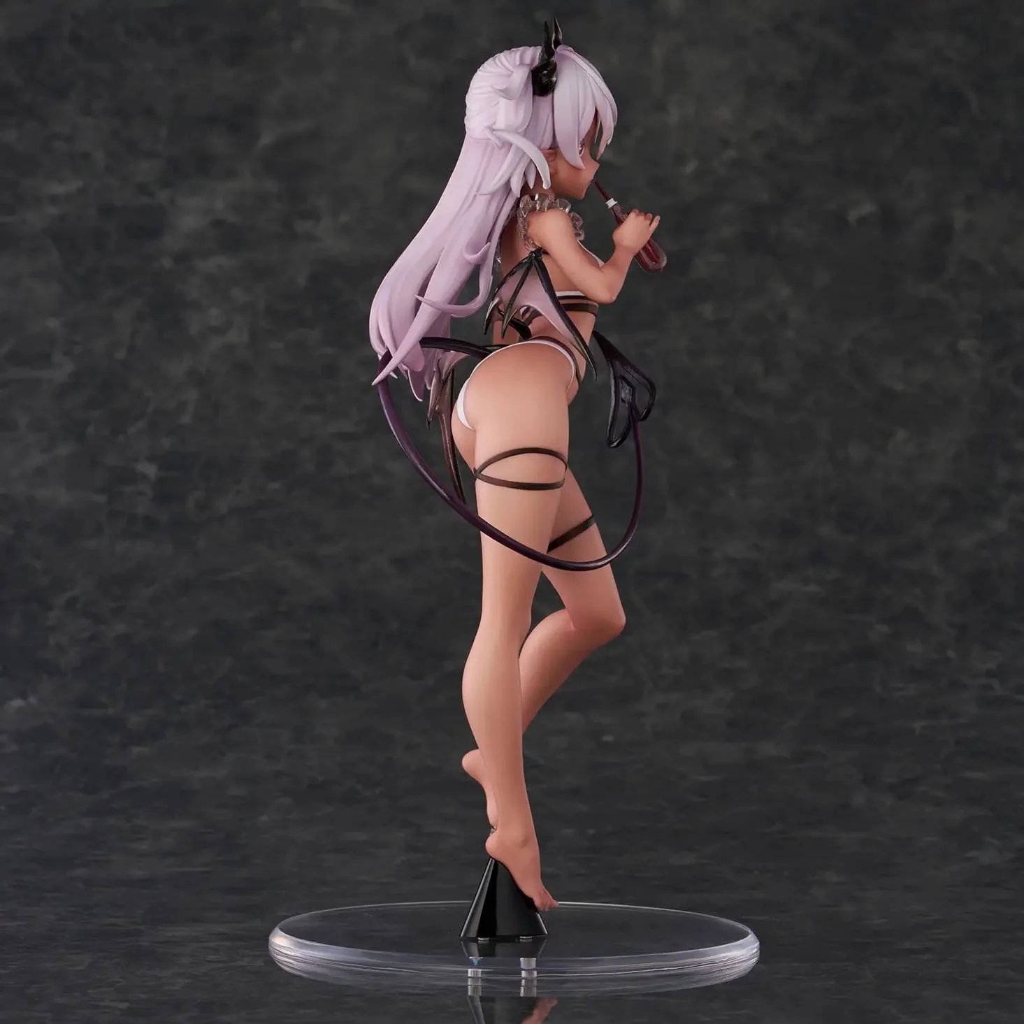 Yukimiya Yuge Dusky-Skinned Vampire Yoru-chan Eighteen - Image 11